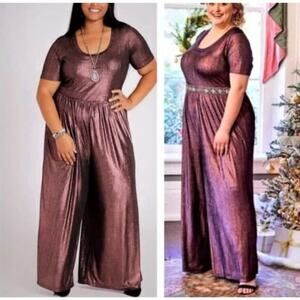 A Beautiful Soul by Altar'd State metallic shimmer wide leg jumpsuit,‎ size C